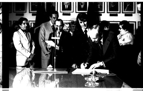 Open original Document numérique