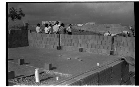 Open original Digital object