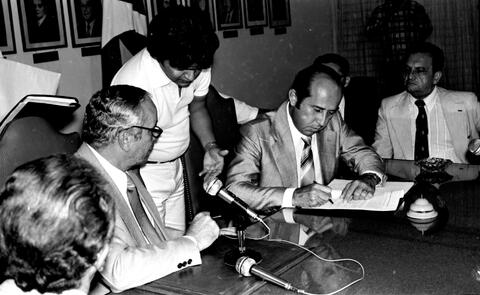 Open original Document numérique